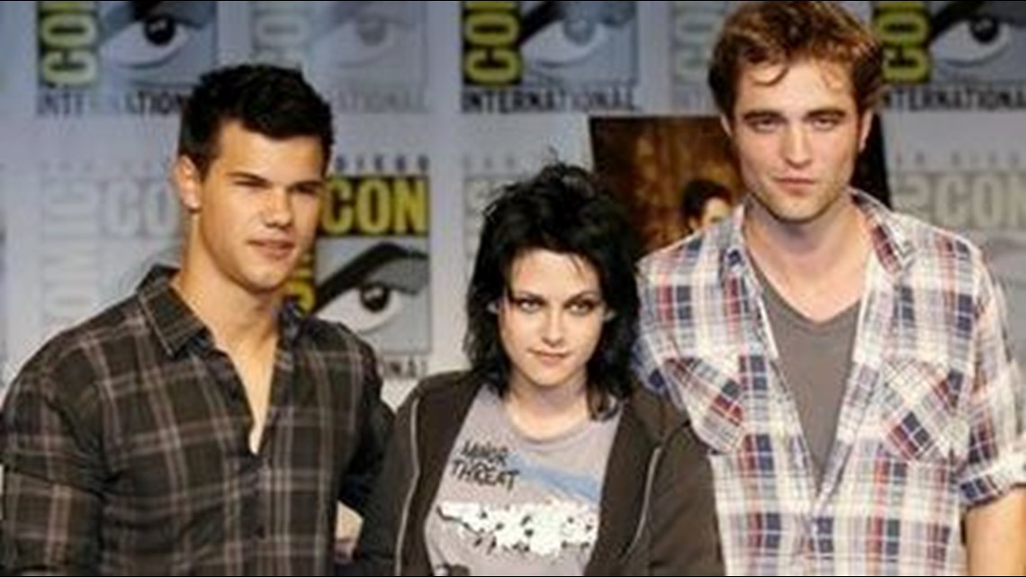 'Twilight' Dominates Comic Con, Drawing Thousands | cbs8.com