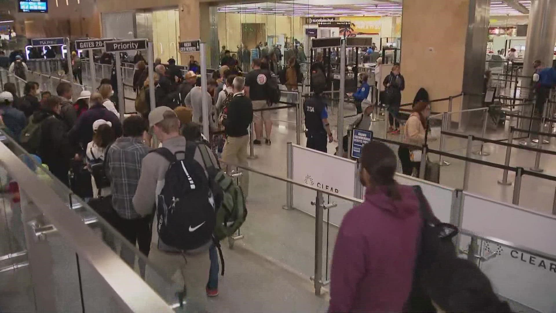 FAA expects Wednesday to be one of the busiest travel days of
