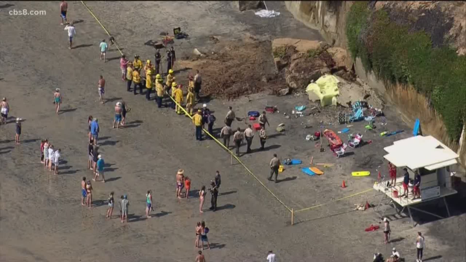 Encinitas bluff collapse kills 1, 4 others injured