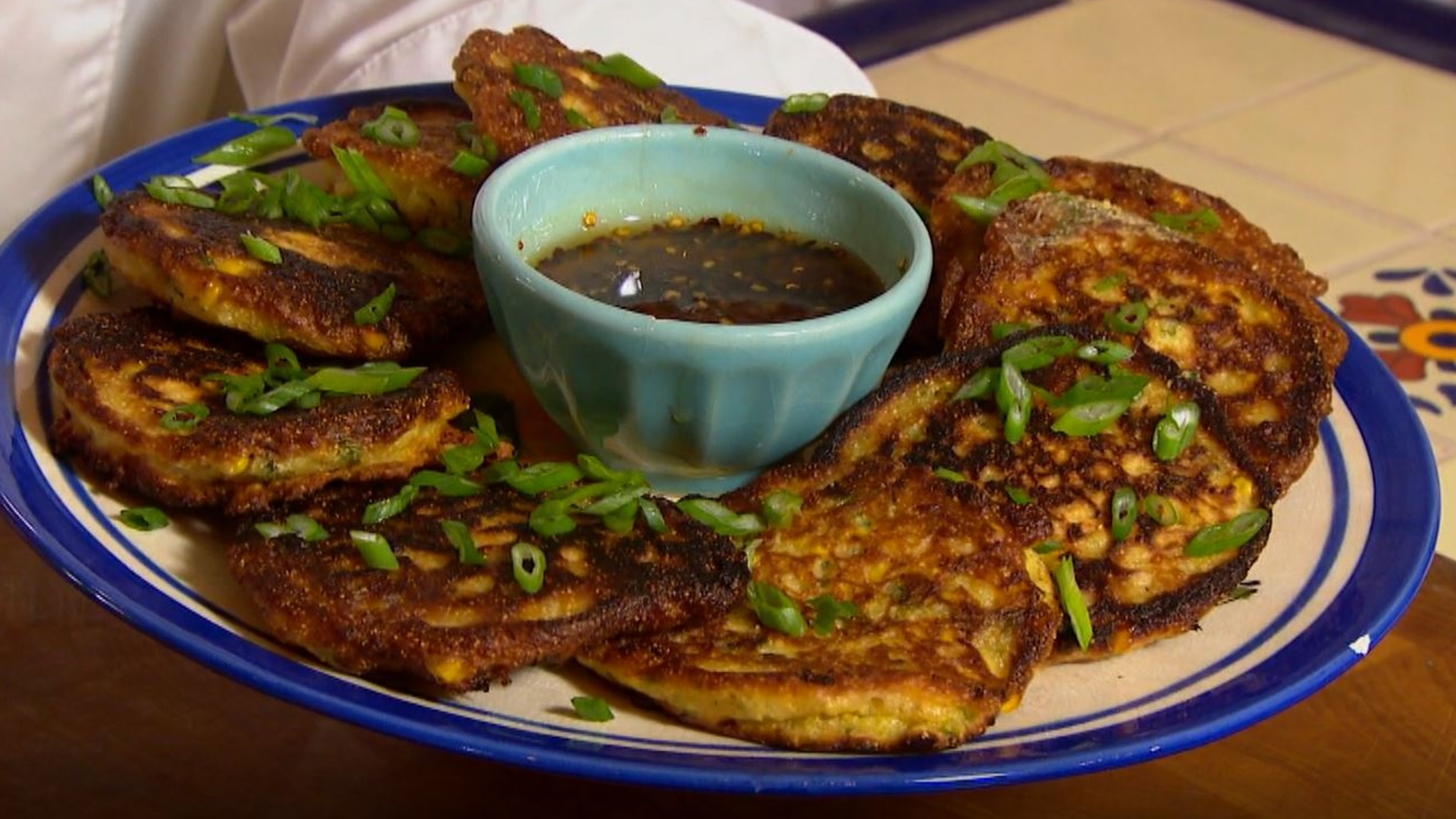 Be sure to use fresh corn kernels. Here's how to make a delicious corn fritter.