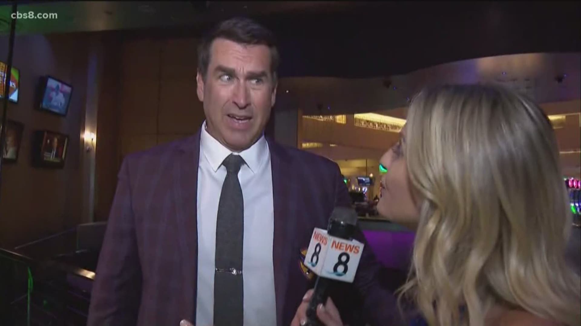 New mayor of Funner, Rob Riggle tries his hand at Zombie golf