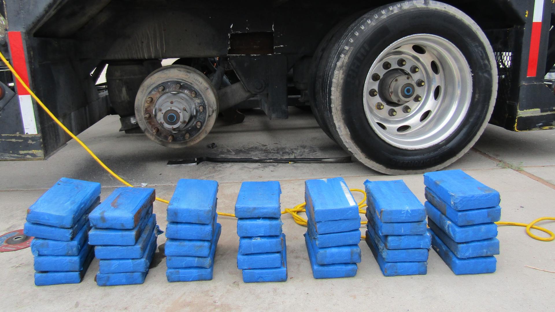CBP intercepts 186 pounds of cocaine at Calexico East | cbs8.com