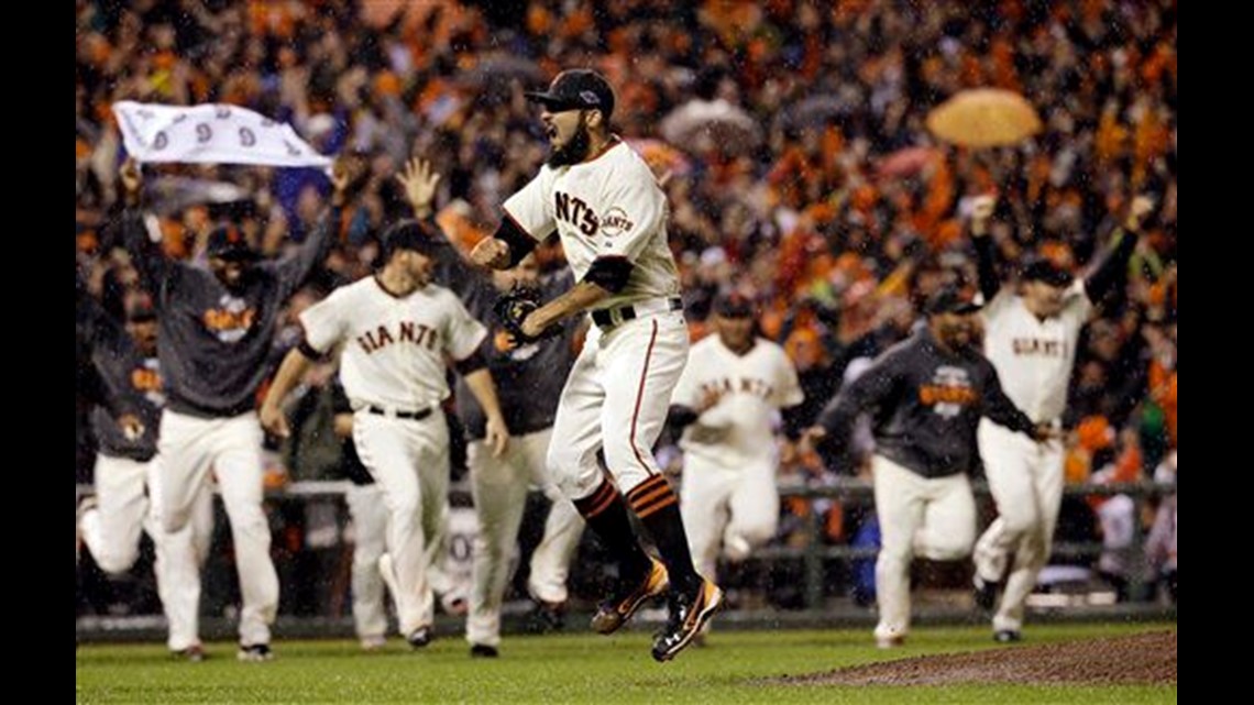 Giants' Game 7 romp led by Cain, Scutaro