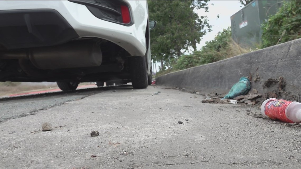Otay Mesa drivers ticketed for parking in unmarked area near border crossing - Vimarsana News