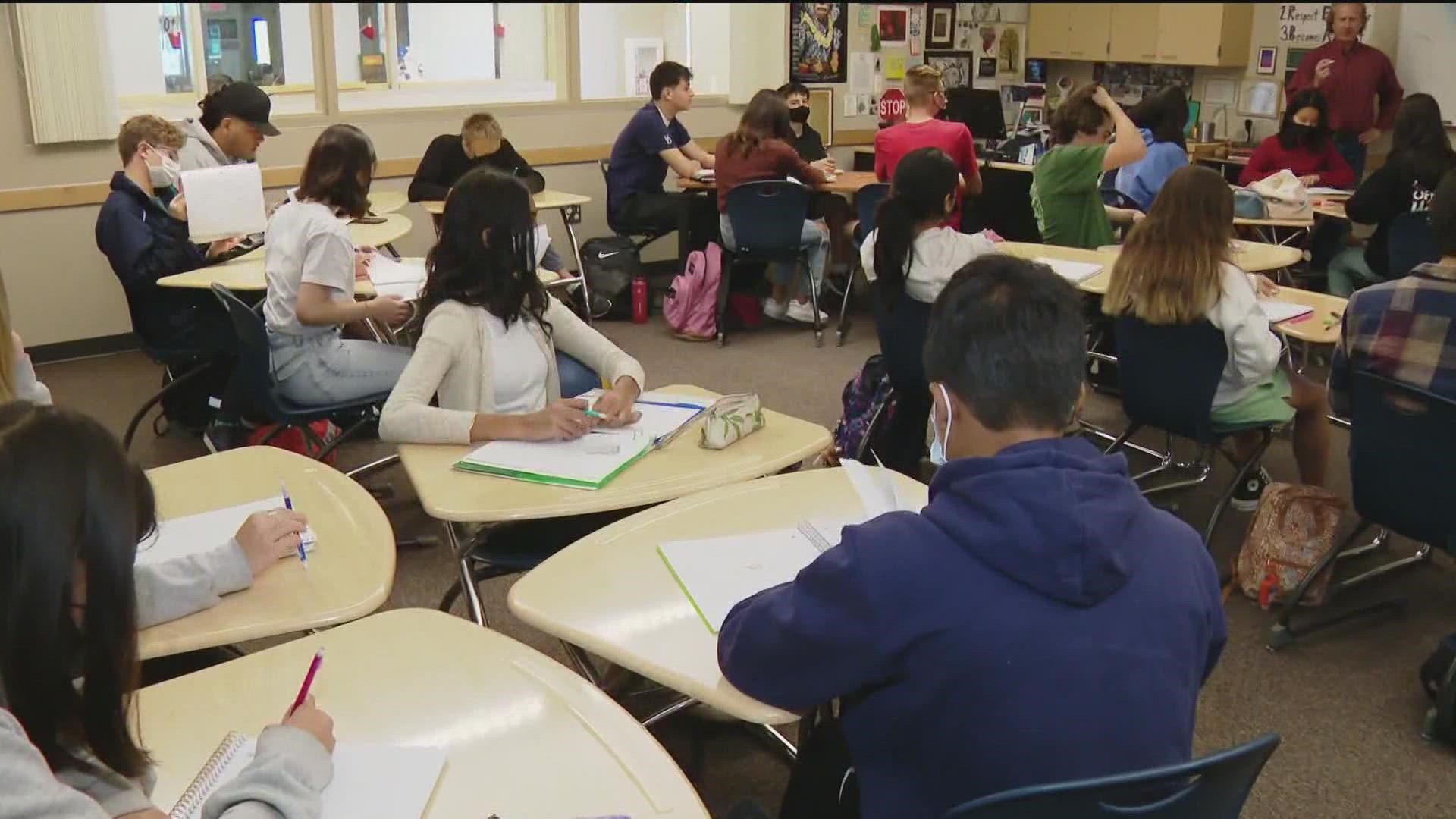 California public schools showed similar results, while public schools across the United States also saw declines in reading and math for both tested grade levels.