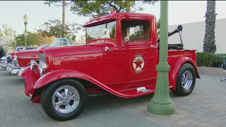 ‘Cruisin' Grand’ rolls through Escondido with cars from 1973 and earlier