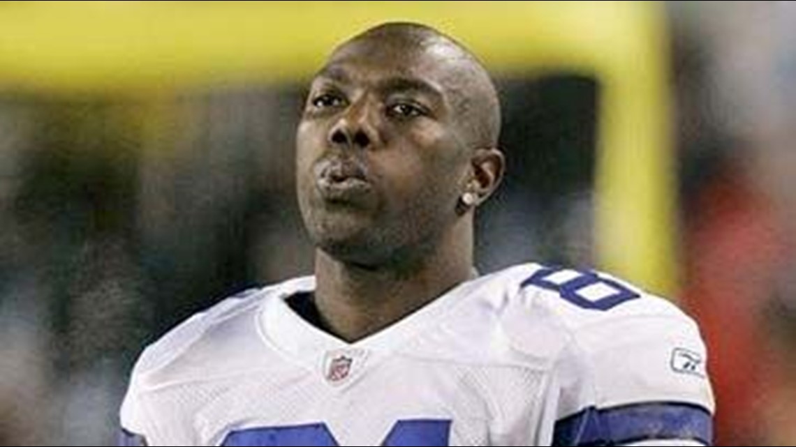 Cowboys release WR Terrell Owens 