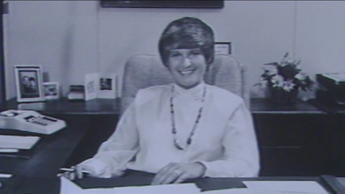 Death on a doorstep | The 1986 murder of San Diego businesswoman, Georgia Haggai