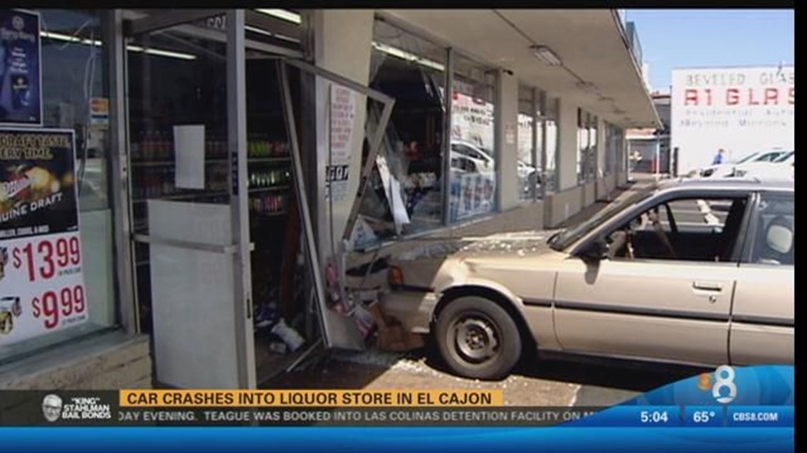 Car crashes into liquor store in El Cajon | cbs8.com