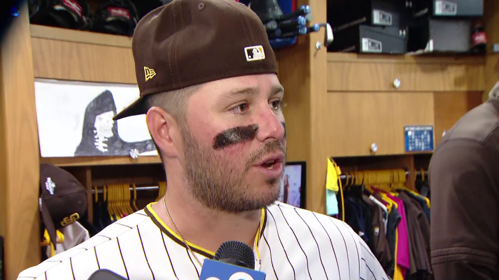 Padres hold on again against the Giants to win 7-6 and take the series ...