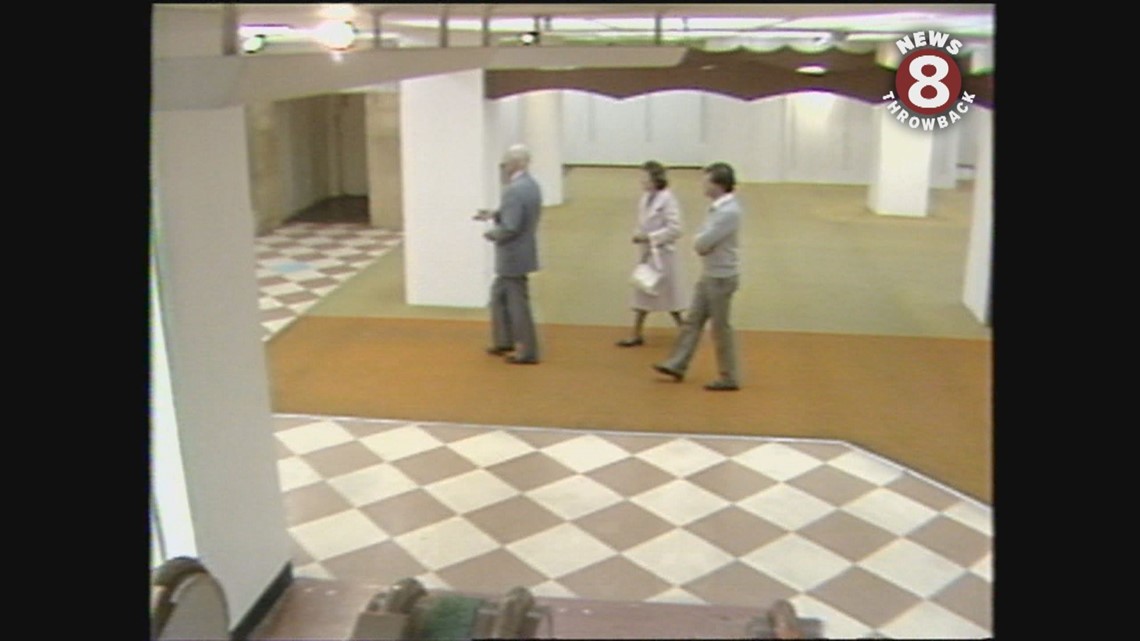 Walker Scott owner George Scott gives CBS 8 a tour of empty downtown San Diego store 1985