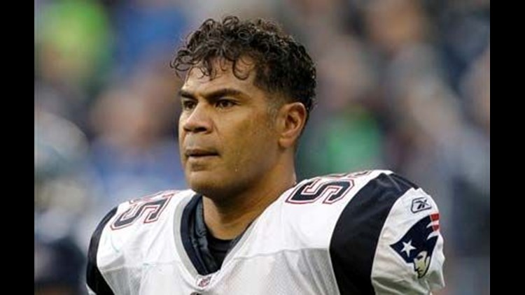 Network: LB Junior Seau rejoins Patriots - The San Diego Union-Tribune