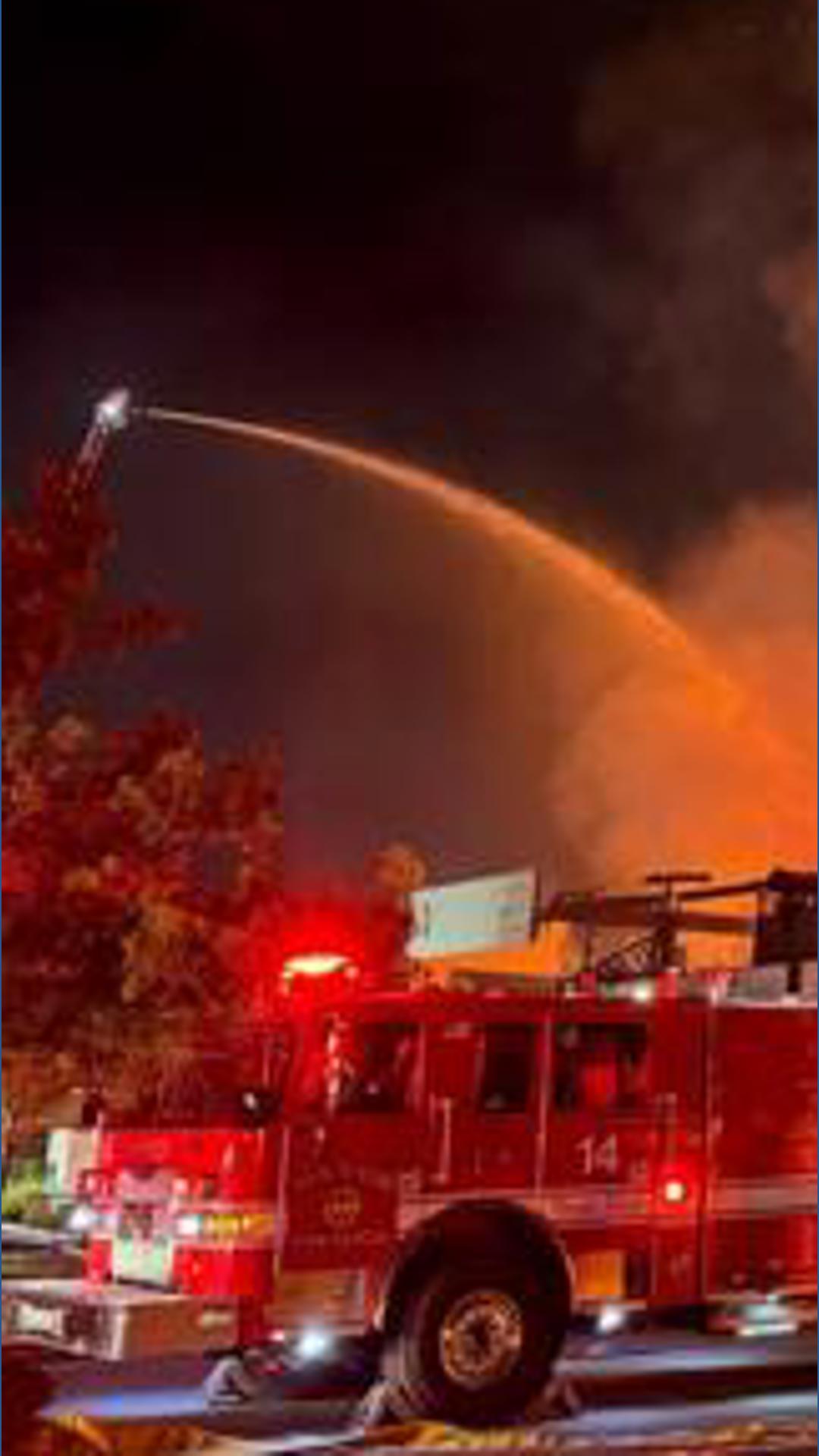 3-alarm fire destroys abandoned office building | cbs8.com