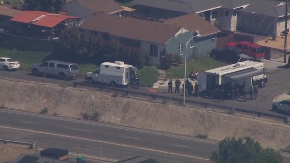 SWAT Standoff | San Diego Police respond in Valencia Park | cbs8.com