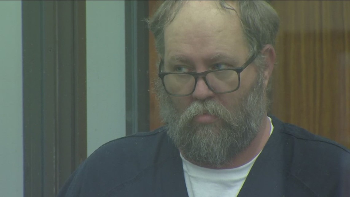 Driving instructor pleads not guilty to molesting teen students - Vimarsana News
