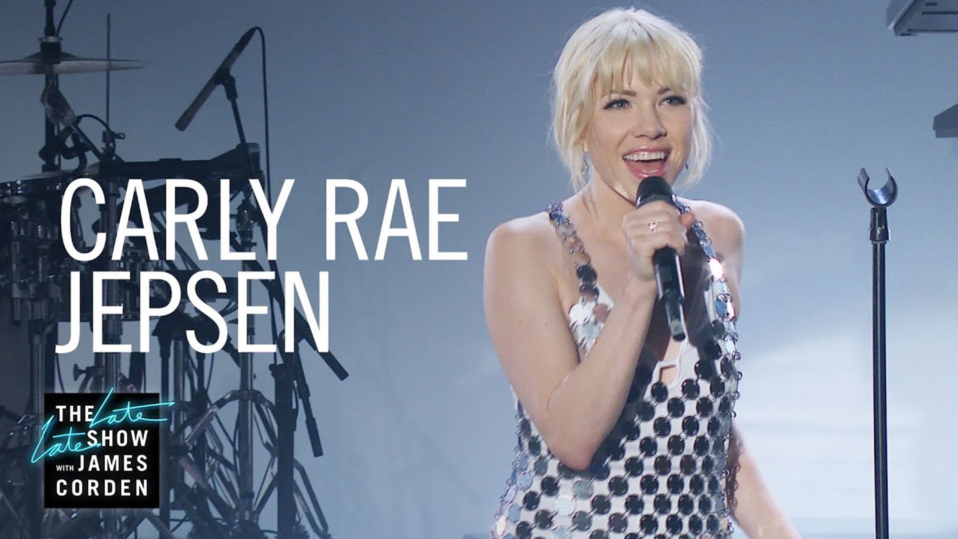 Carly Rae Jepsen Performs Too Much