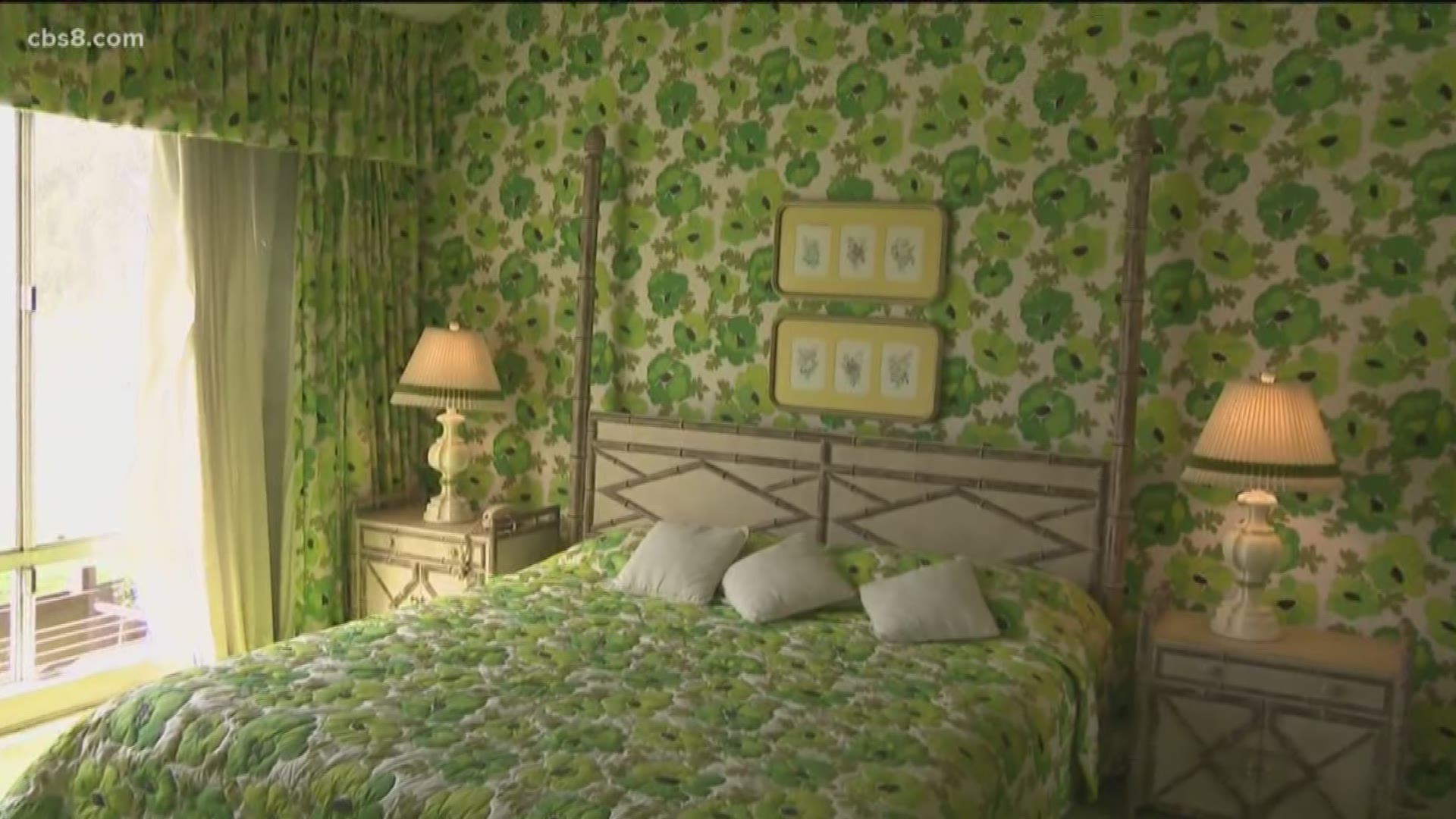 From green carpet to wallpaper, this house is a St. Patrick's Day lover's dream.