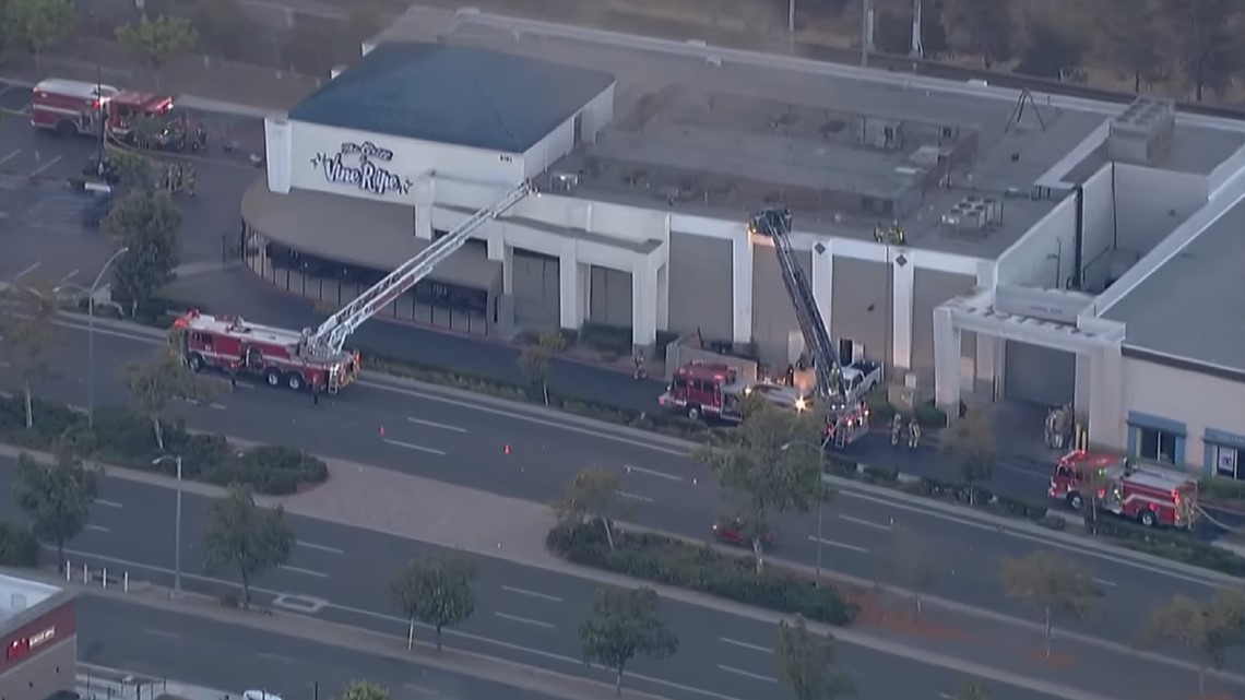 Fire breaks out at popular La Mesa grocery store - Vimarsana News