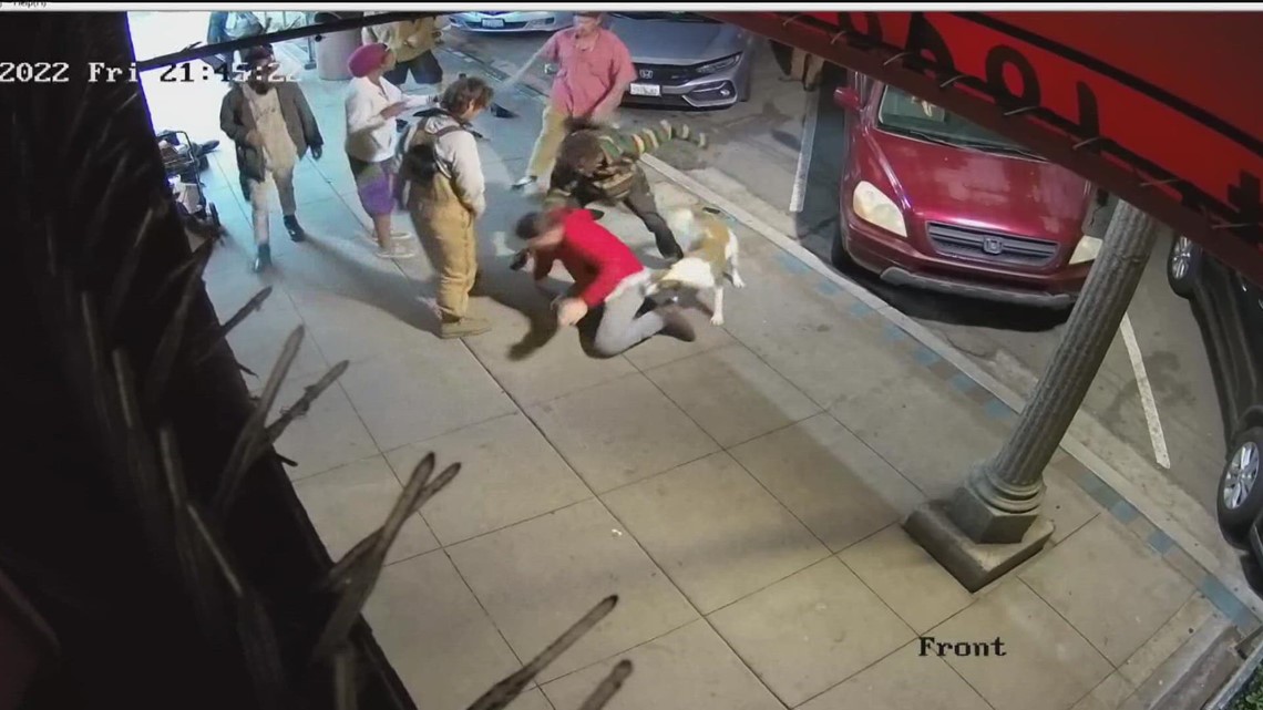 Homeless people attack Ocean Beach man in front of Hodad's - Vimarsana News