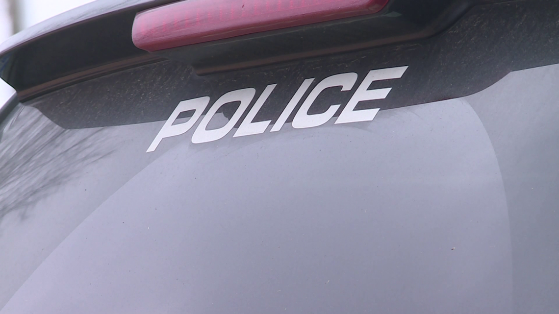 El Cajon policeman dragged by fleeing suspect's SUV then struck by