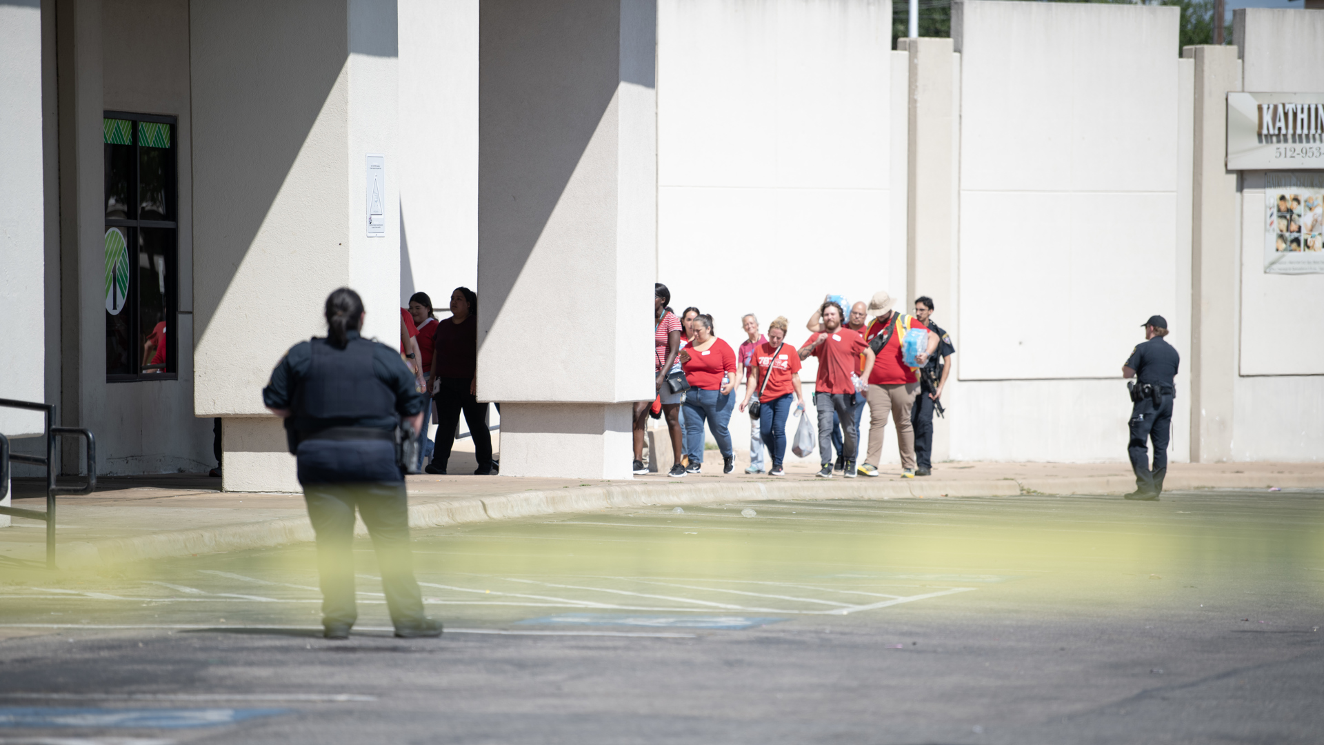3 Dead, Suspect In Custody: The Full Story Of The Austin Target Shooting - nkad84t