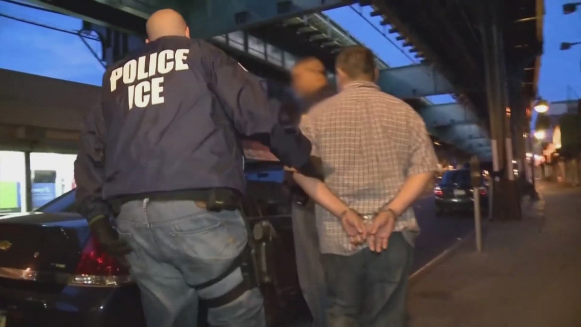 California Senate advances bill allowing lawsuits against federal immigration agents