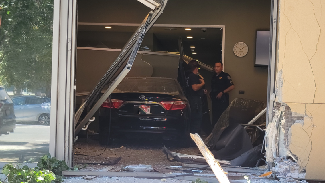 Sacramento crash Car goes into building, police say