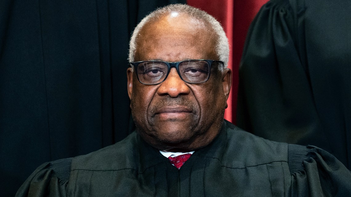Justice Clarence Thomas speaks out about luxury trips - Vimarsana News