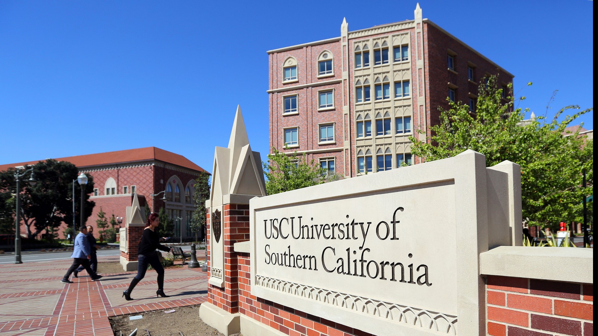 Free USC tuition to students with 80K or less family