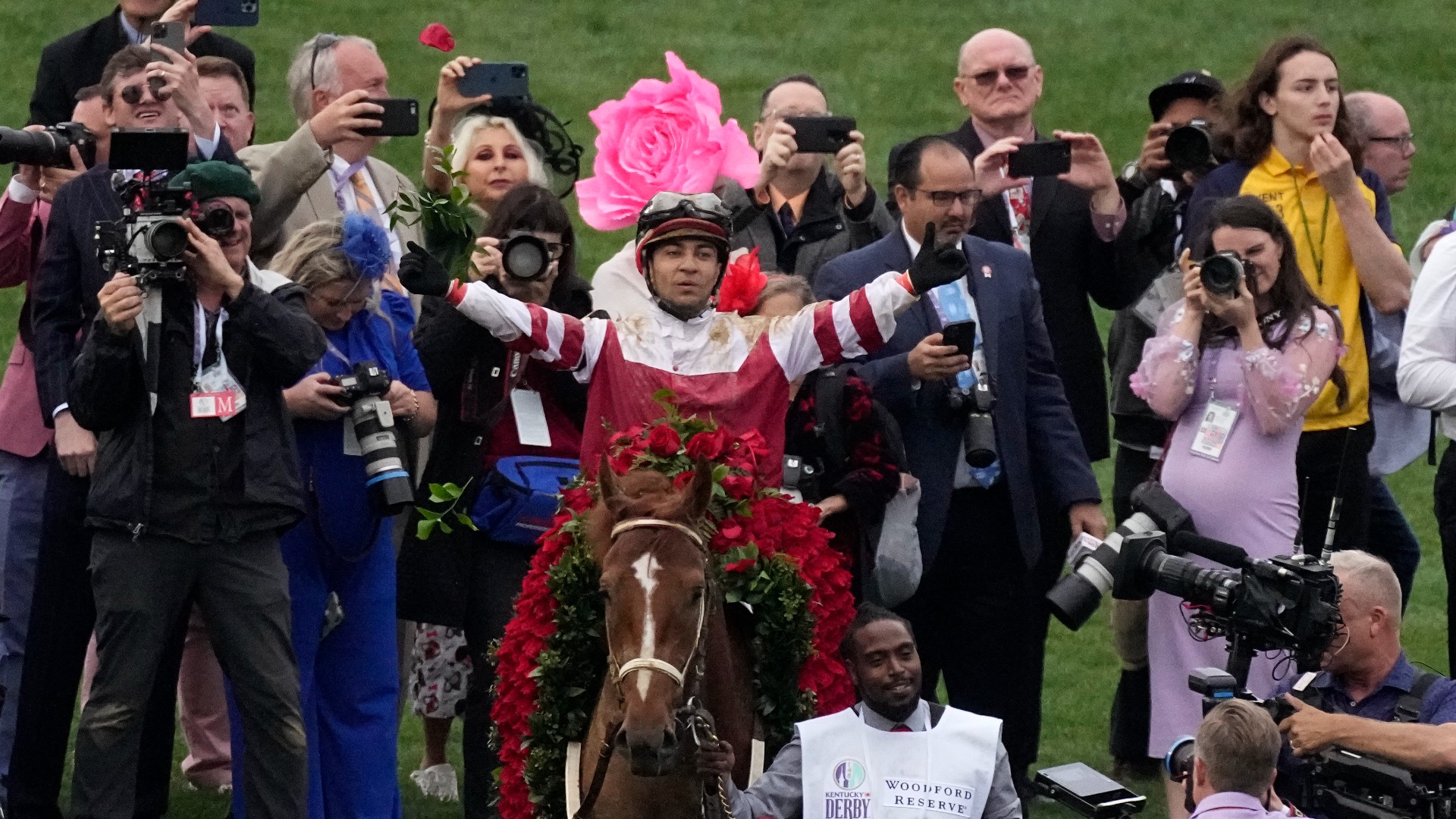 The VERIFY team found no record of Leon declining an invitation to the White House online or in video following his Kentucky Derby win.