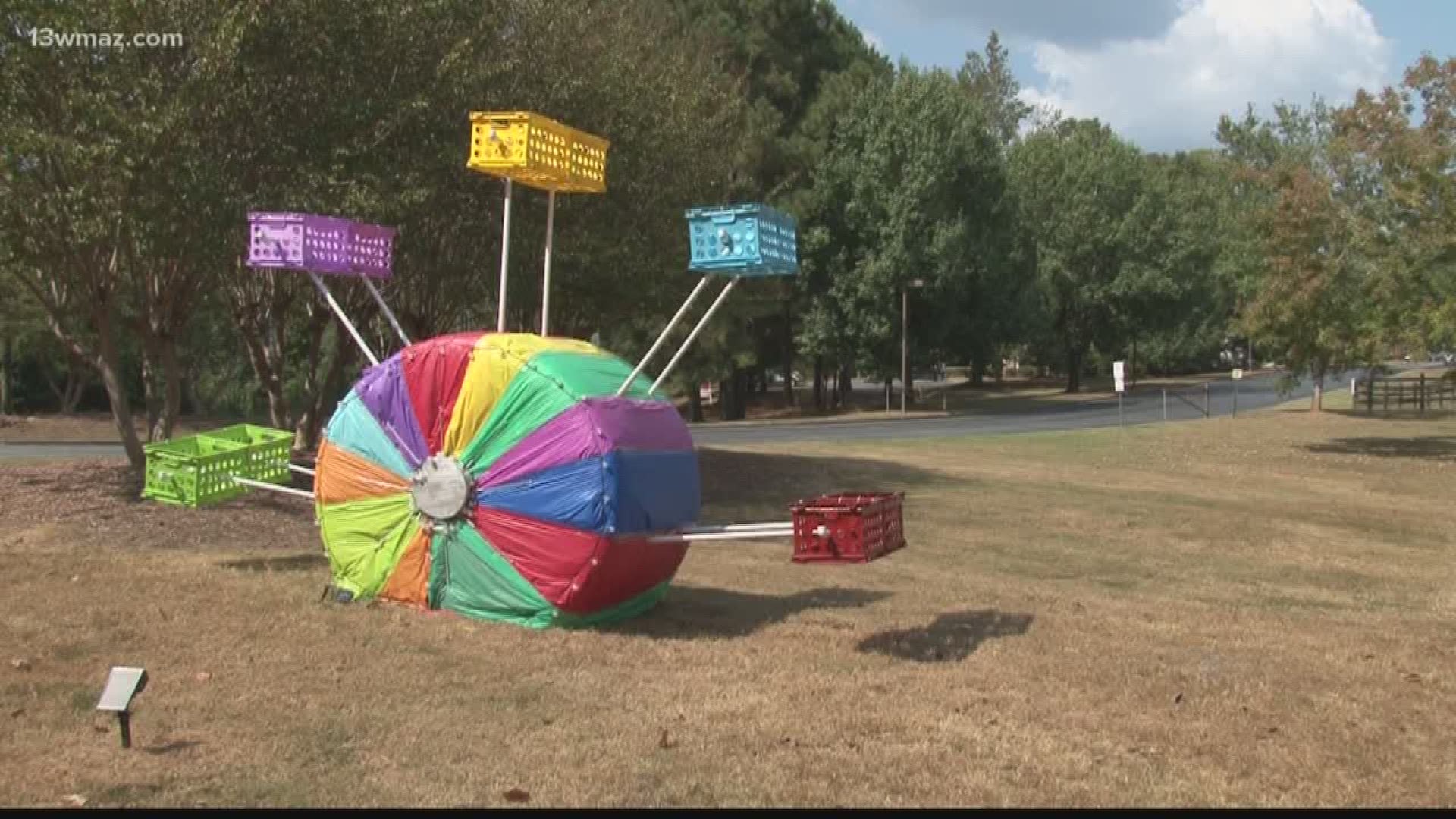 Ace Parents Bring Decorated Hay Bales To School S Street Side Cbs8 Com