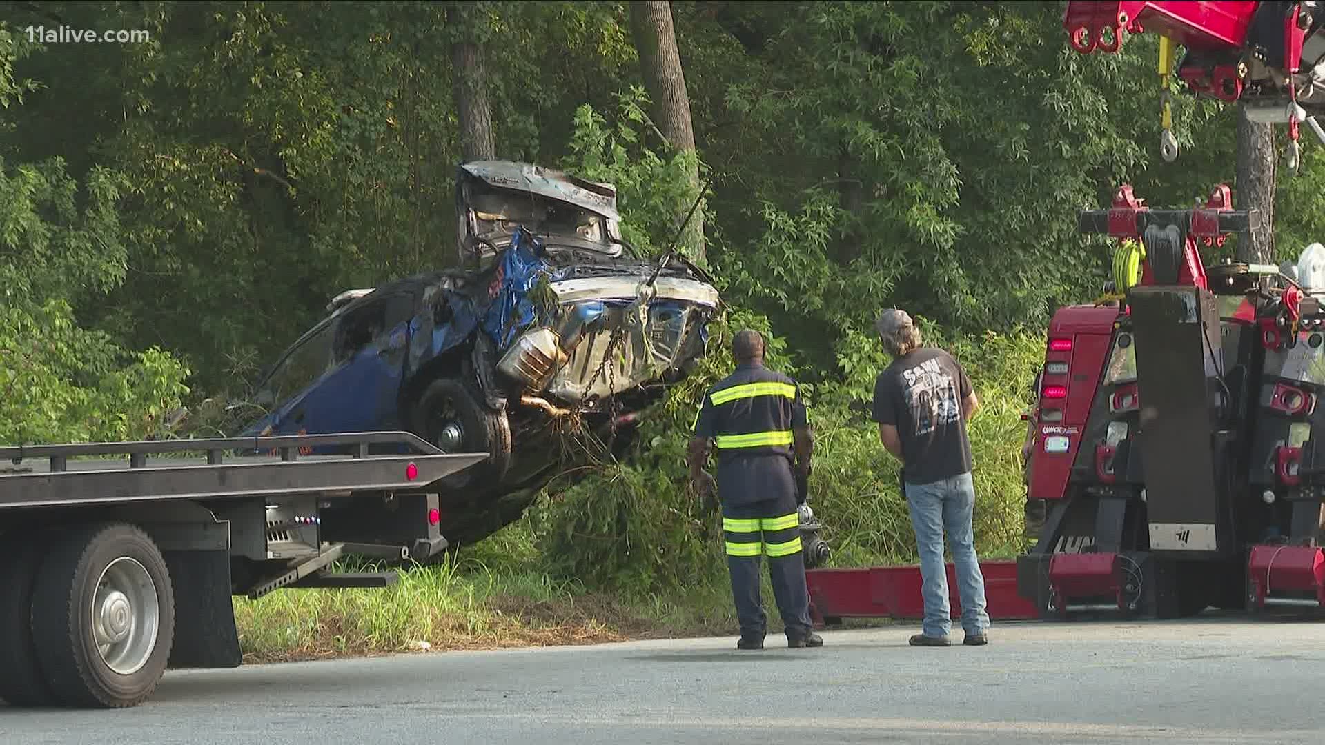 State trooper hurt in crash on Atlanta interstate